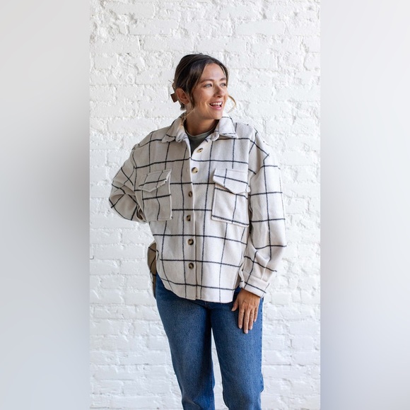 Miou Muse Shacket - Picture 1 of 3